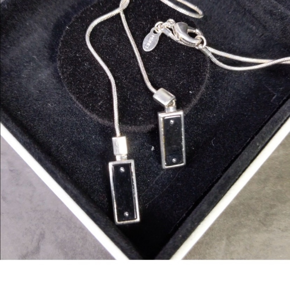 🩶 Vintage Monet Black and Silver Rectangular Pendant Necklace 32” 🩶